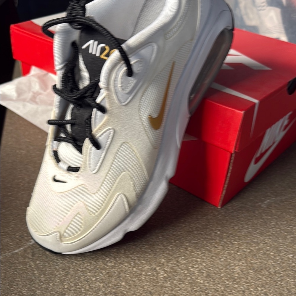 Nike Air Max 200 White and Gold Sneakers
